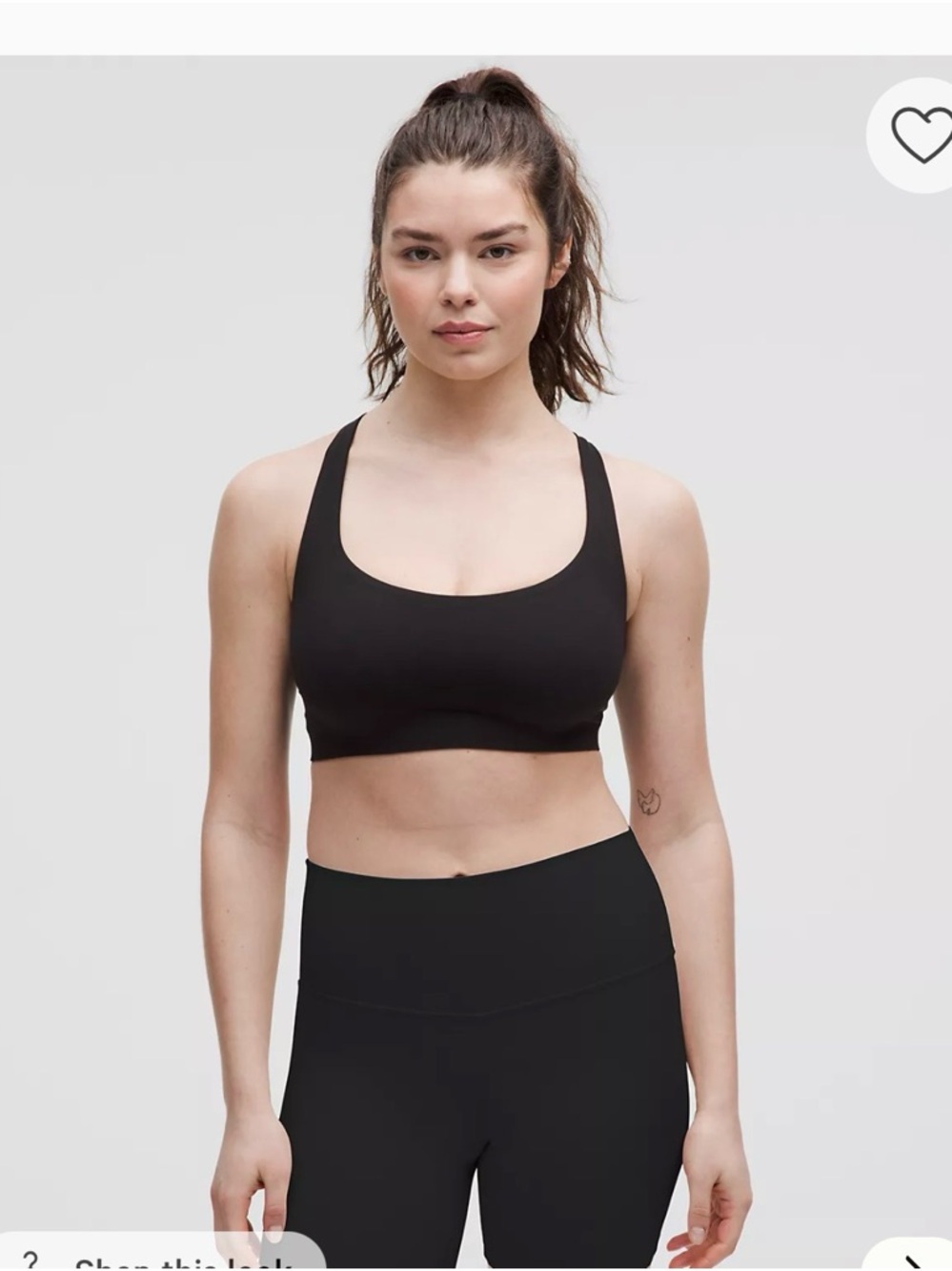 Lululemon-Black Scoop Neck Sports Bra - Women Intimates & Sleepwear size 6